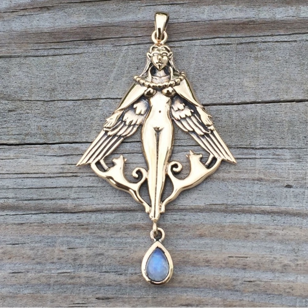 Large Freya Norse Viking Love Goddess Pendant in Bronze with genuine Moonstone